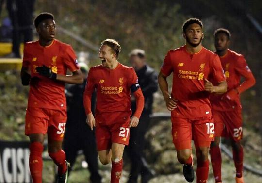 欧冠抽签今晚上演！皇马拜仁造死亡对决，巴黎碰利物浦或巴萨